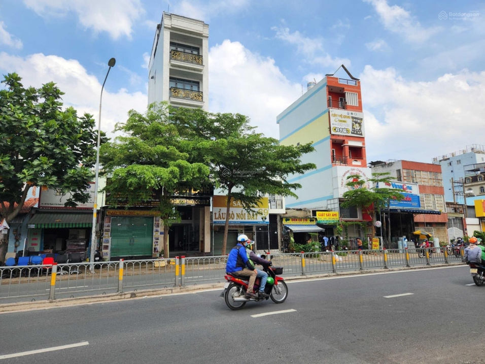 TÂN PHÚ, 1592m2 MT ĐƯỜNG 16M TÂN THÀNH. DT 26mX59m. GIÁ 130 TỶ TL