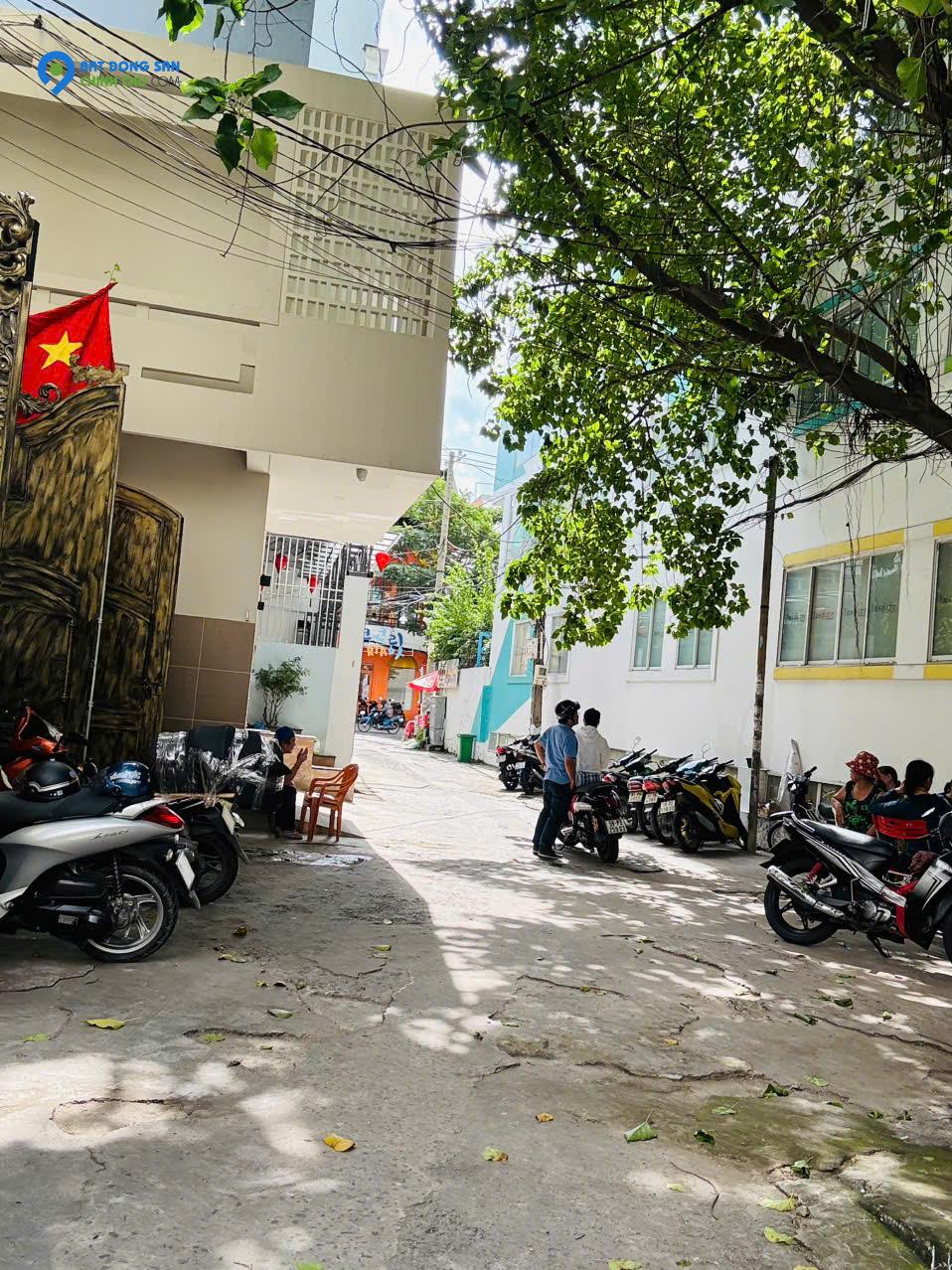 TUYỆT PHẨM VỊ TRÍ - KHÔNG CĂN 2 - KHU BÀU CÁT - Ô TÔ ĐỖ TRƯỚC NHÀ - 4 TẦNG.