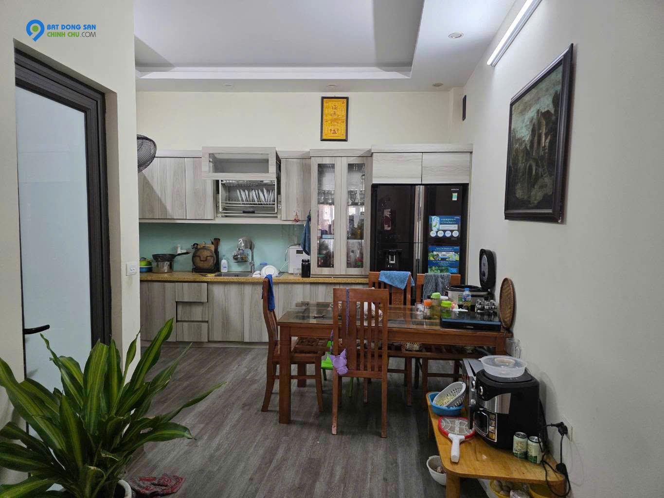 Thông số hoa hậu 44m x 4 Tầng, Mặt tiền 4,3m Ngọc Thụy Long Biên - 5,3 tỷ bán gấp