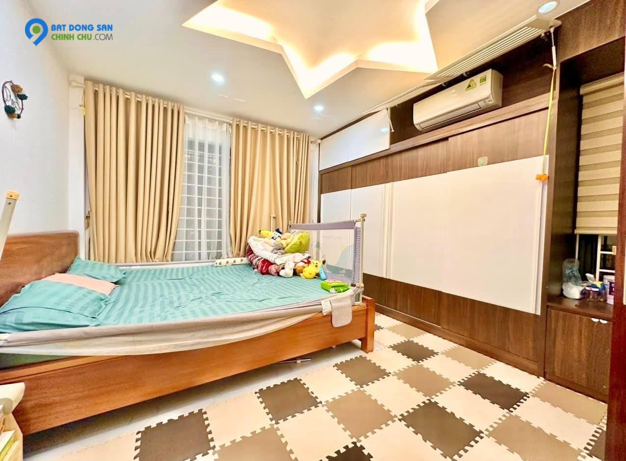 Tôi cần bán nhà tại ngõ 79, phố 8/3,lô góc, 32M2, 5 TẦNG, MT4.1m GIÁ 6.2 TỶ