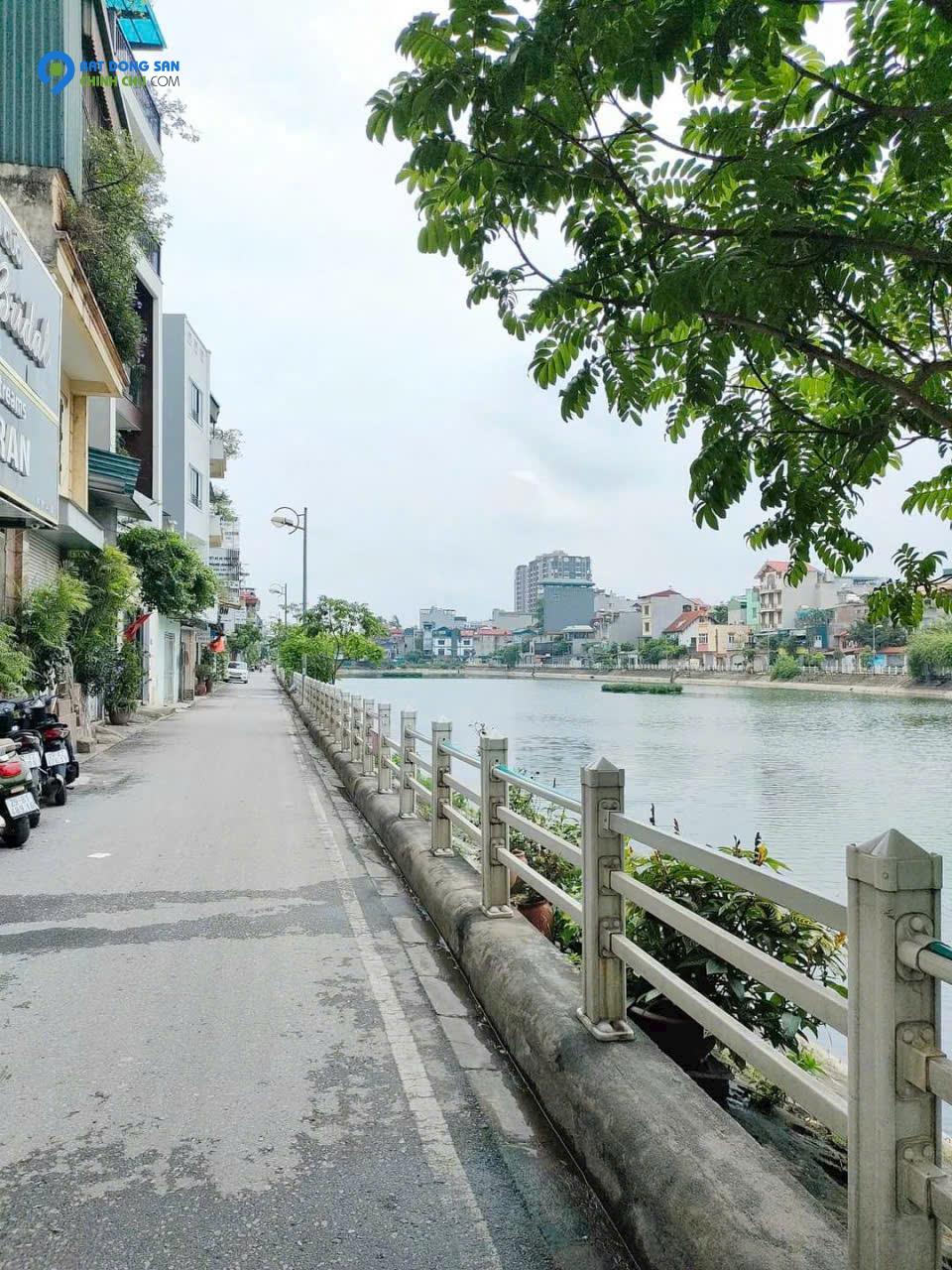 VIP HOT-  BÁN ĐẤT MẶT HỒ NGỌC LÂM - LONG BIÊN - HN