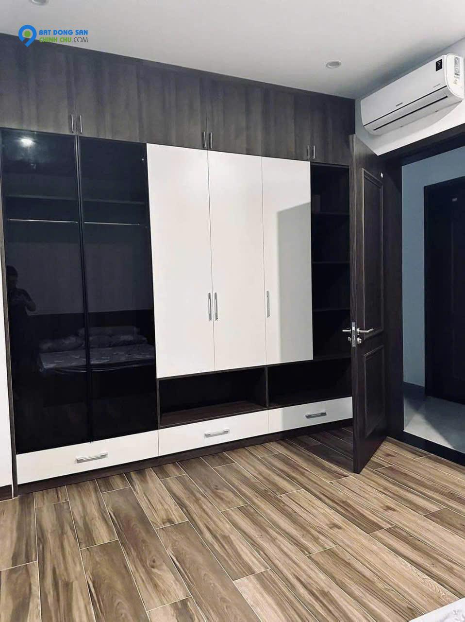 XUÂN LA TÂY HỒ - CĂN HỘ 3 NGỦ 3 WC 2 BAN CÔNG 132m GIÁ 9 TỶ HƠN