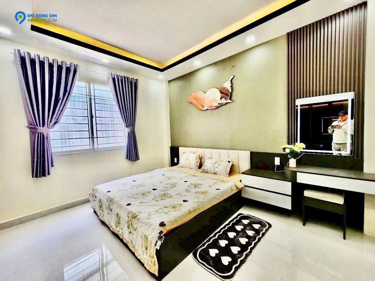 căn nhà MƠI, HẺM THÔNG nhanh KDBB - 3 TẦNG, NGUYỄN VĂN QUỲ Q7 - FULL thiết kế bên trong sang trọng, CHỈ 7,47  TỶ