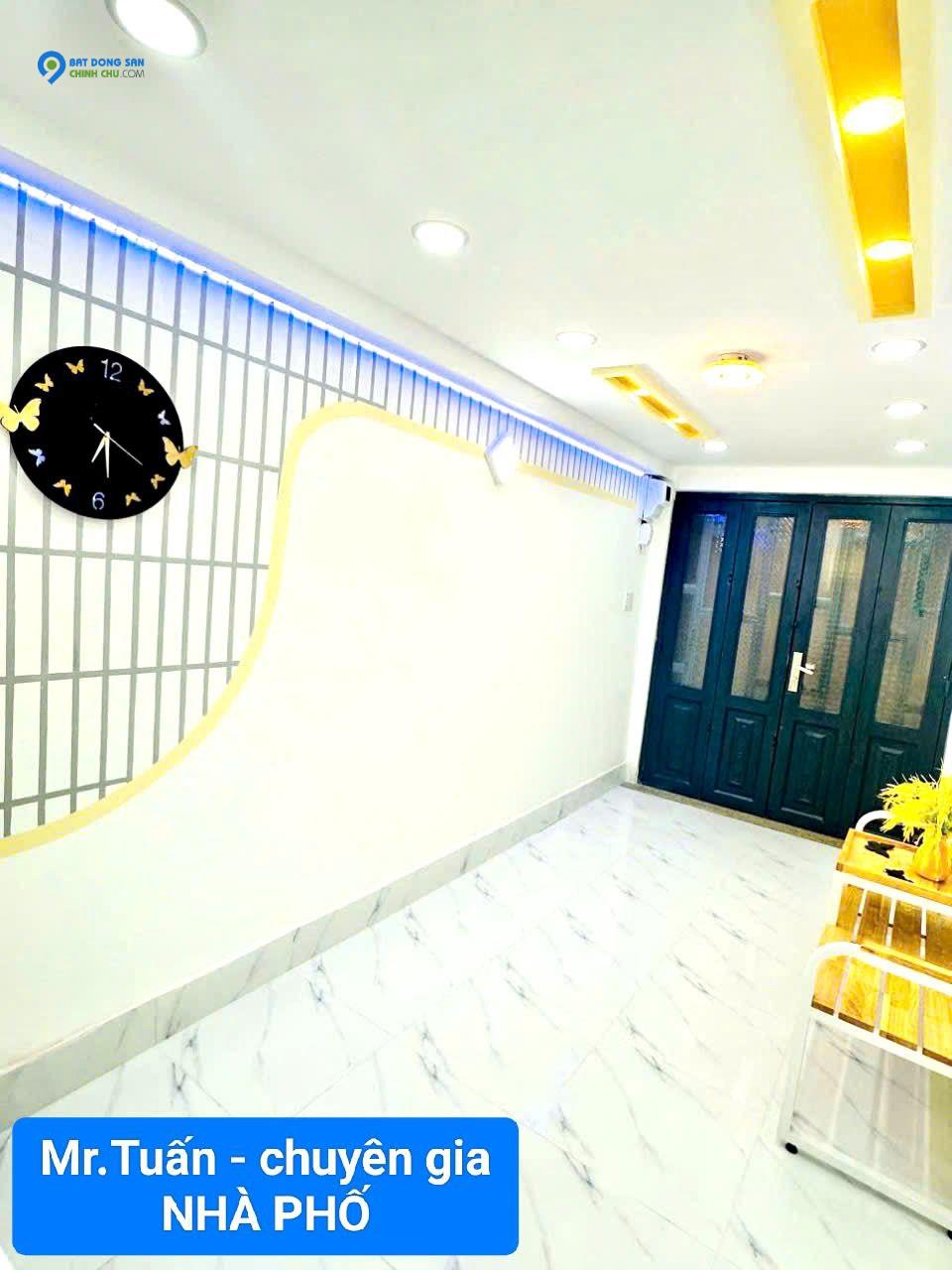 🏠 BÁN NHÀ 1 TRỆT 2 LẦU MỚI ĐẸP 100% - CÁCH 1 CĂN RA MT ĐƯỜNG.🚙