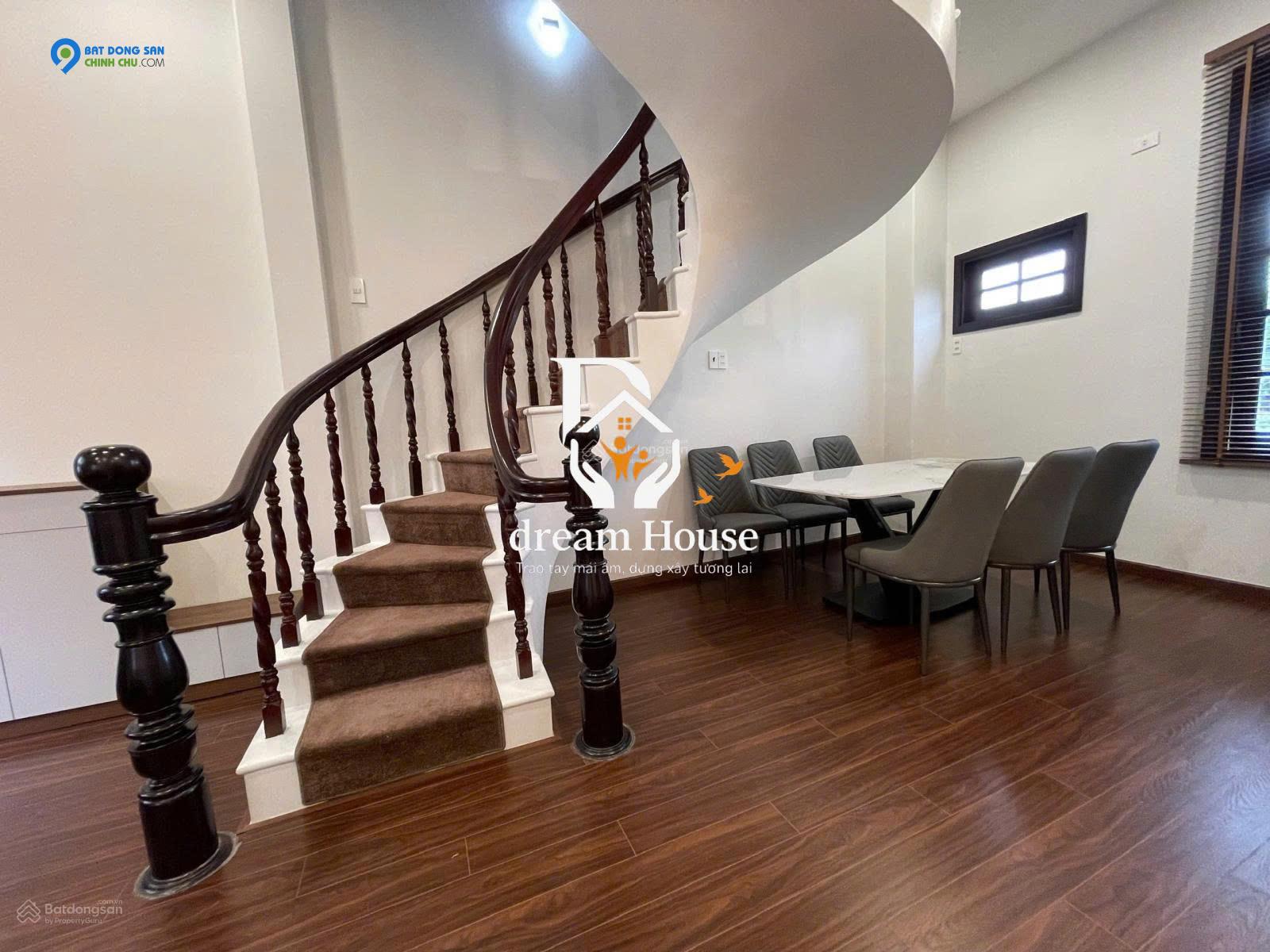 🏡 Bán nhà 3 tầng đẹp hẻm Lê Hồng Phong – Phước Hải – Trung tâm TP Nha Trang – Giá 5.9 tỷ
