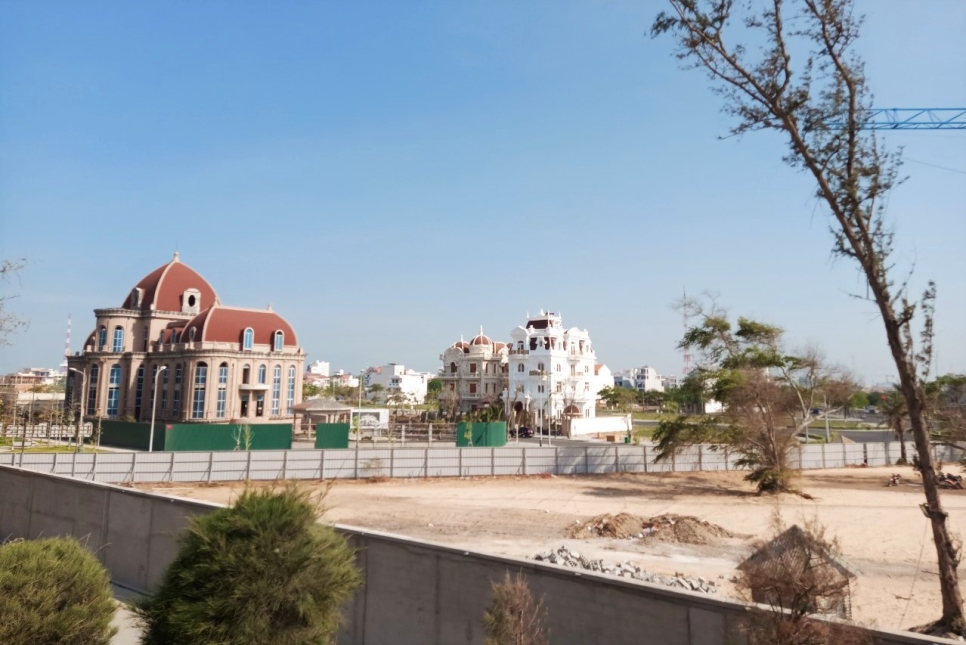 Tạm ngừng giao dịch 3 dự án bất động sản lớn tại Bình Thuận