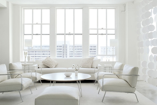 Vì sao không nên thiết kế nội thất toàn màu trắng?